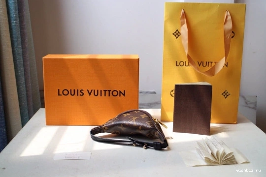 WIS BAG WRIST VUITTON LOUIS 0110